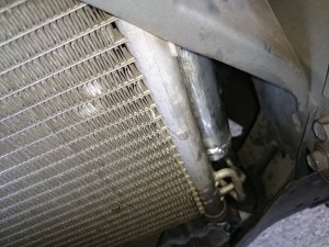 ブルーバード　　エアコン修理2